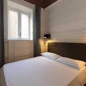 Venezia Square Apartment