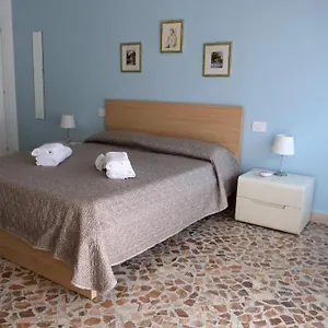 https://house-sole-luna.barihotels.org